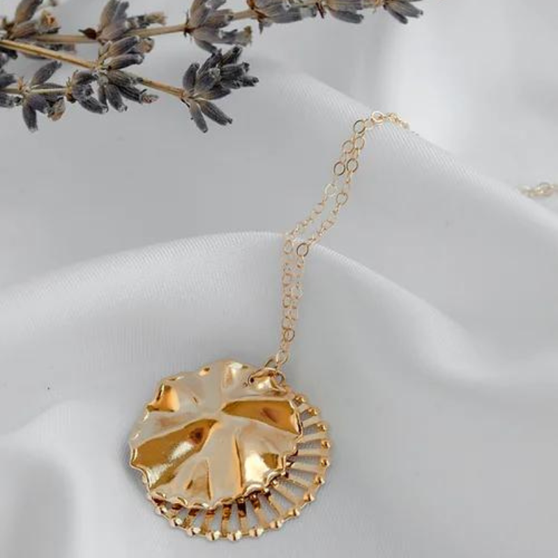 COLLIER EOS